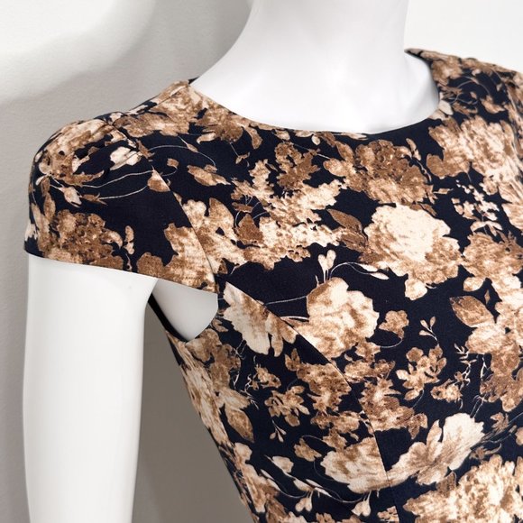 Gracia Cap Sleeve Fit & Flare Skater Floral Print Mini Short Dress Women's Sz S - Picture 4 of 13